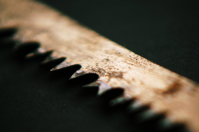 Saw